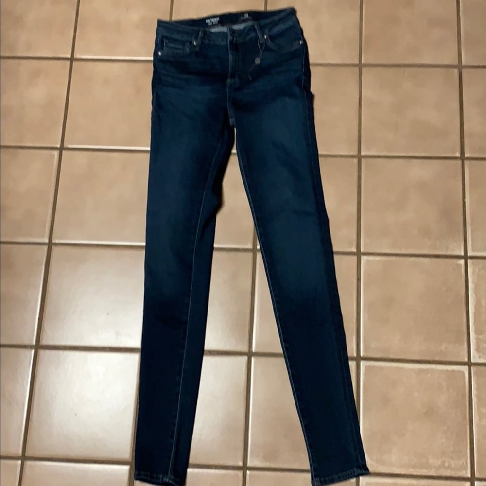 AG “The Twiggy” super skinny girls jeans size 16